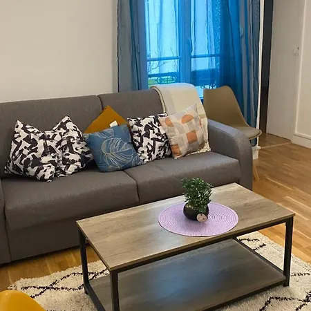 Adrienne Et Bertrand Arcueil